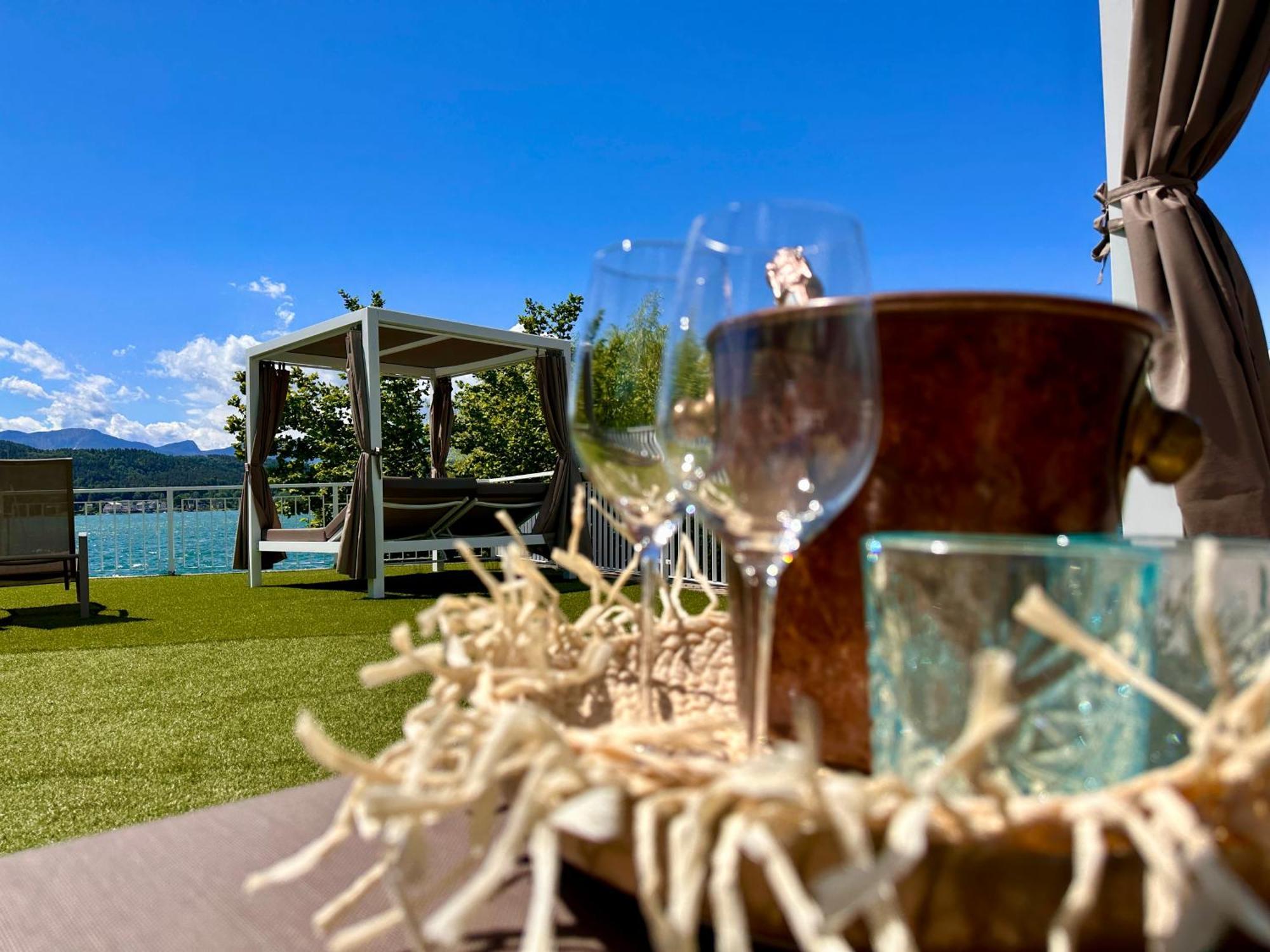 Strandhotel Kaerntnerhof Pörtschach am Wörthersee エクステリア 写真