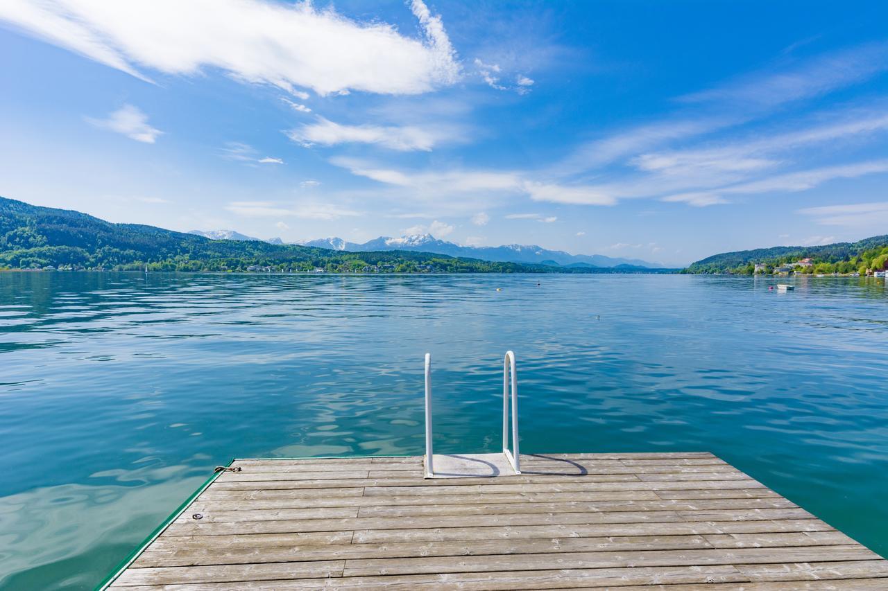 Strandhotel Kaerntnerhof Pörtschach am Wörthersee エクステリア 写真